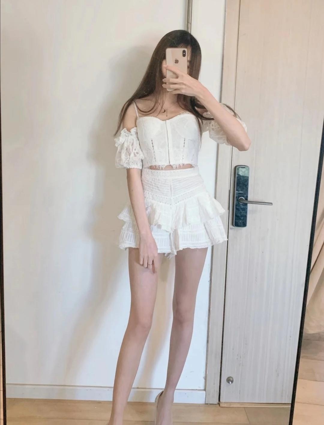 漂亮小妹身材一绝